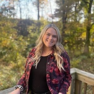 Meet your Posher, Hannah